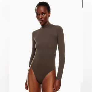 Aritzia long sleeve bodysuit